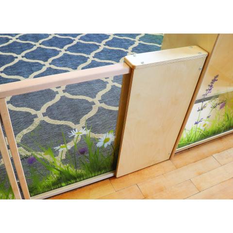 Room divider outlet gate